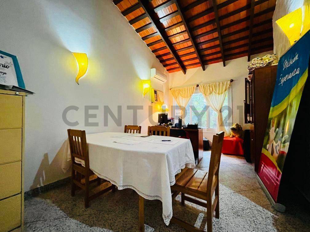 Vendo propiedad en el barrio las Mercedes Asuncion - imagen 4