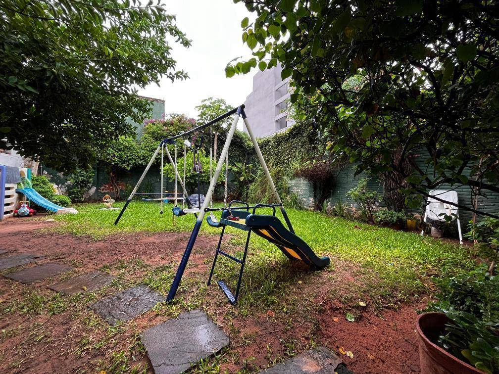 Vendo propiedad en el barrio las Mercedes Asuncion - imagen 6
