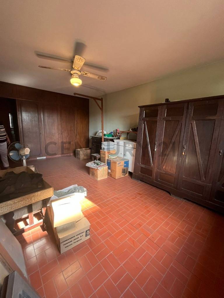 VENDO CASONA EN EL CORAZON DEL BARRIO LAS MERCEDES - 19
