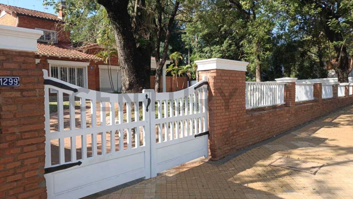IMPONENTE PROPIEDAD EN VENTA SOBRE MCAL LÓPEZ CON SALIDA DE CALLE A CALLE - imagen 3