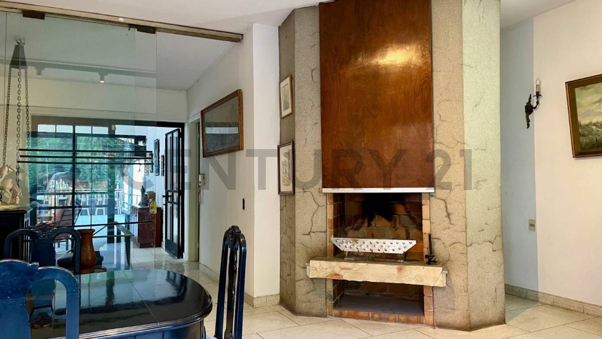 SE VENDE HERMOSA RESIDENCIA EN EL BARRIO LAS MERCEDES - 14