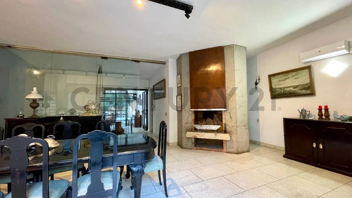 SE VENDE HERMOSA RESIDENCIA EN EL BARRIO LAS MERCEDES - 15