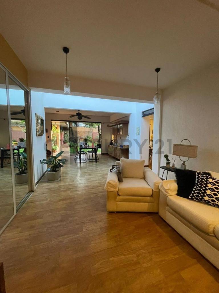 Residencia en barrio Las Mercedes - imagen 10