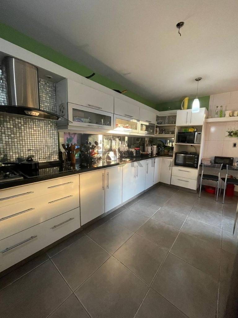 Residencia en barrio Las Mercedes - imagen 14