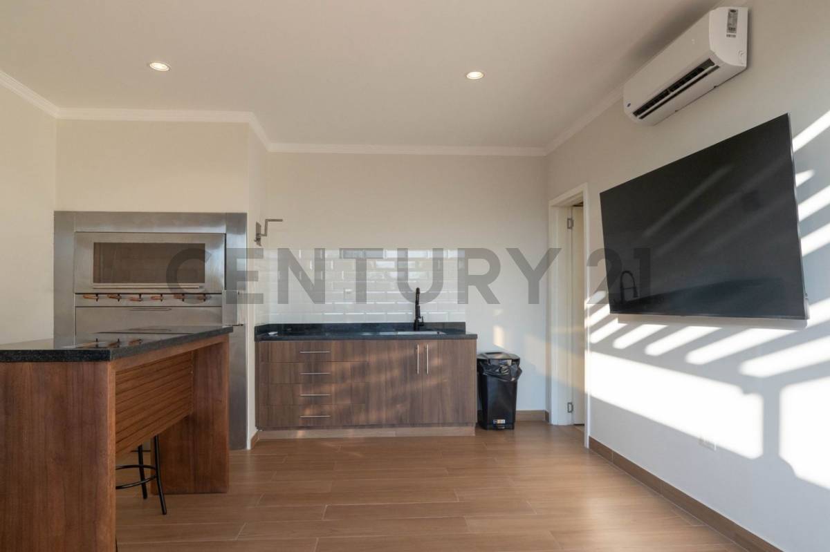 En Pozo Triplex Premium en Loma Pyta Asunción - imagen 13