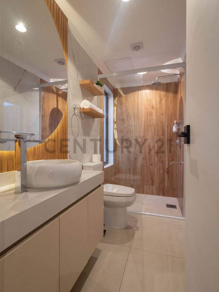 En Pozo Triplex Premium en Loma Pyta Asunción - imagen 24