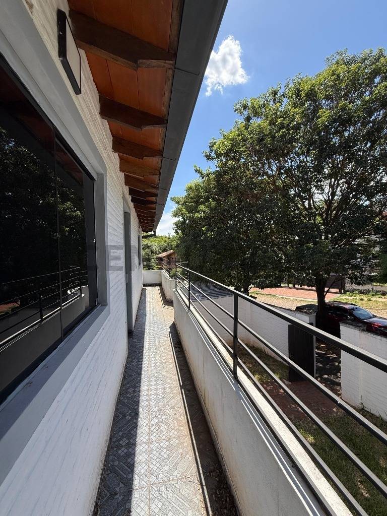 Casa Duplex en venta – Barrio Golondrinas, Loma Pytã - 24