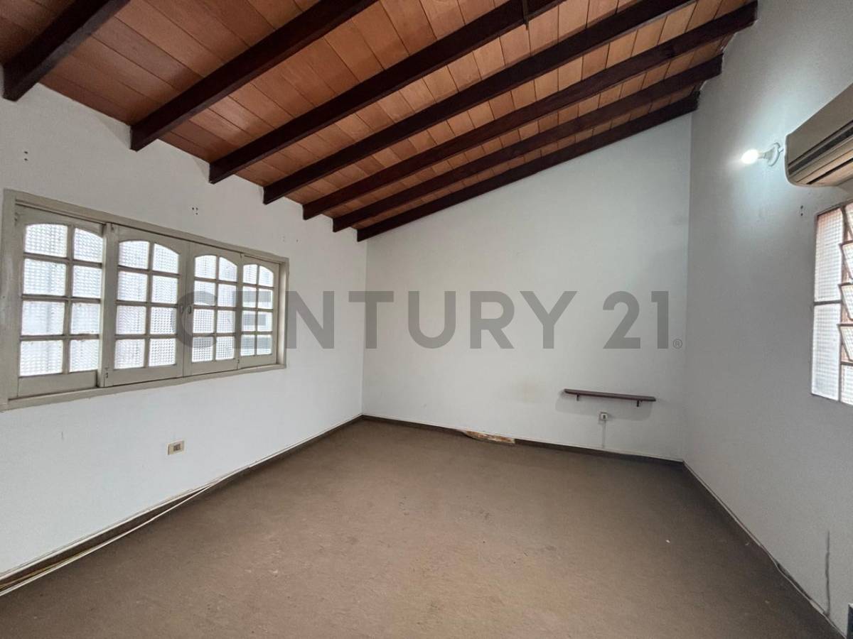 Venta de Casa en Barrio Los Laureles - imagen 5