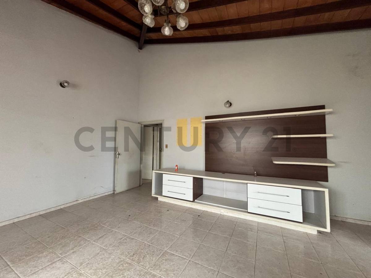 Venta de Casa en Barrio Los Laureles - imagen 7