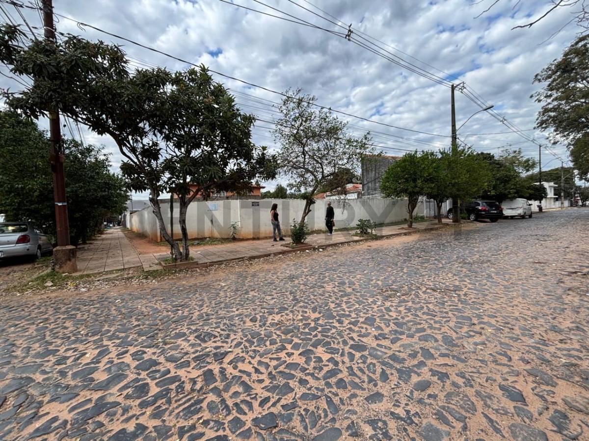 Venta de Casa en Barrio Los Laureles - imagen 10