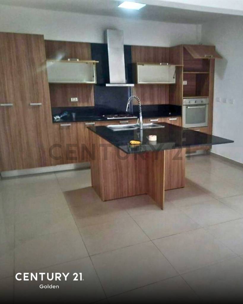 Casa en el corazón de Los Laureles – Asunción, Paraguay - imagen 9