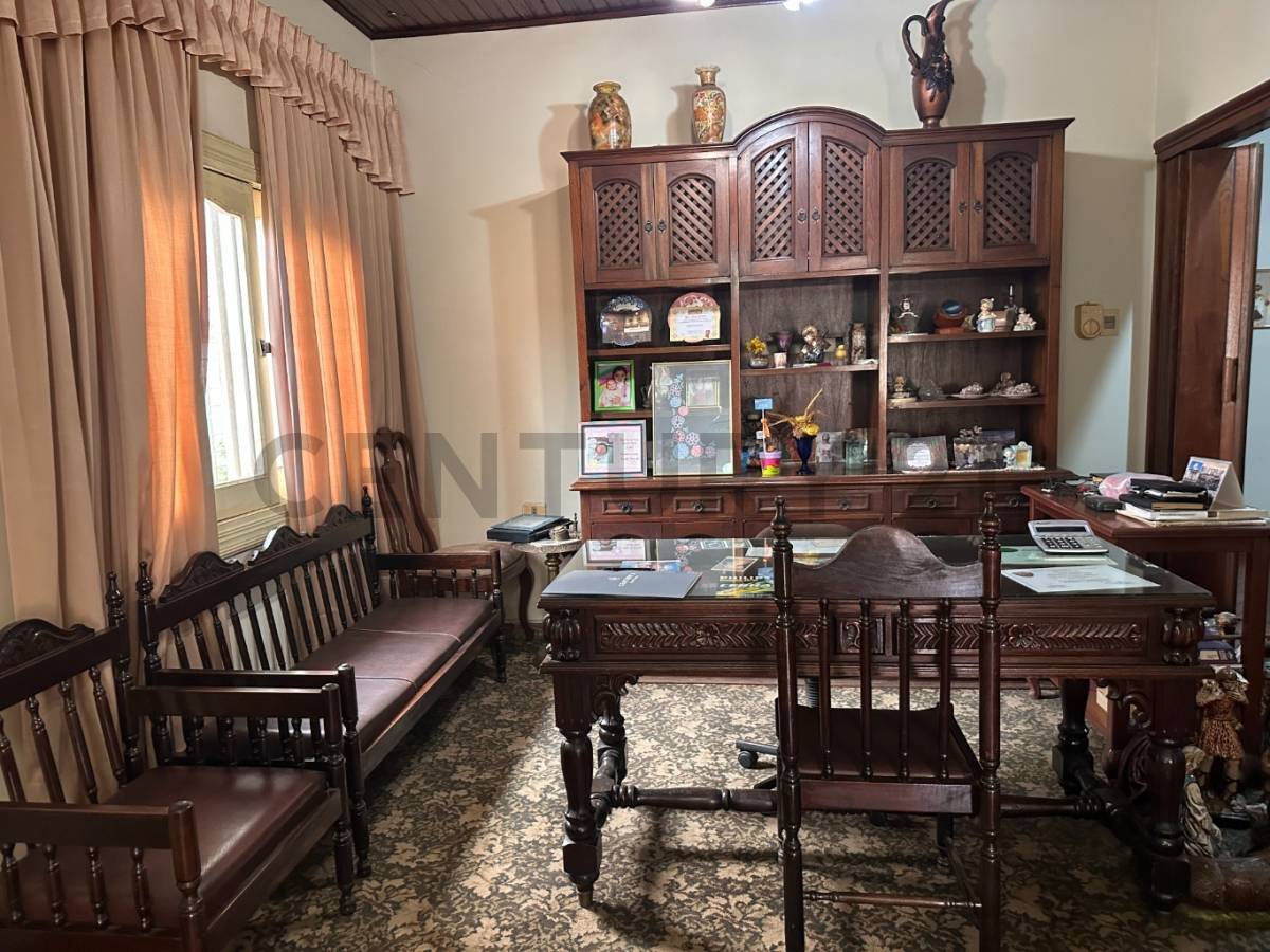 VENDO CASA EN EL BARRIO LOS LAURELES - imagen 4