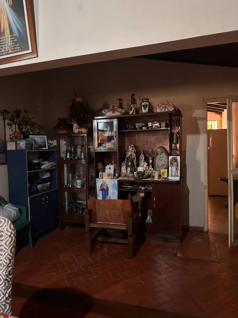 VENDO CASA EN EL BARRIO LOS LAURELES - imagen 6