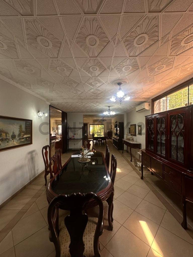 Se vende amplia y elegante casa ideal para familias que buscan comodidad - 6
