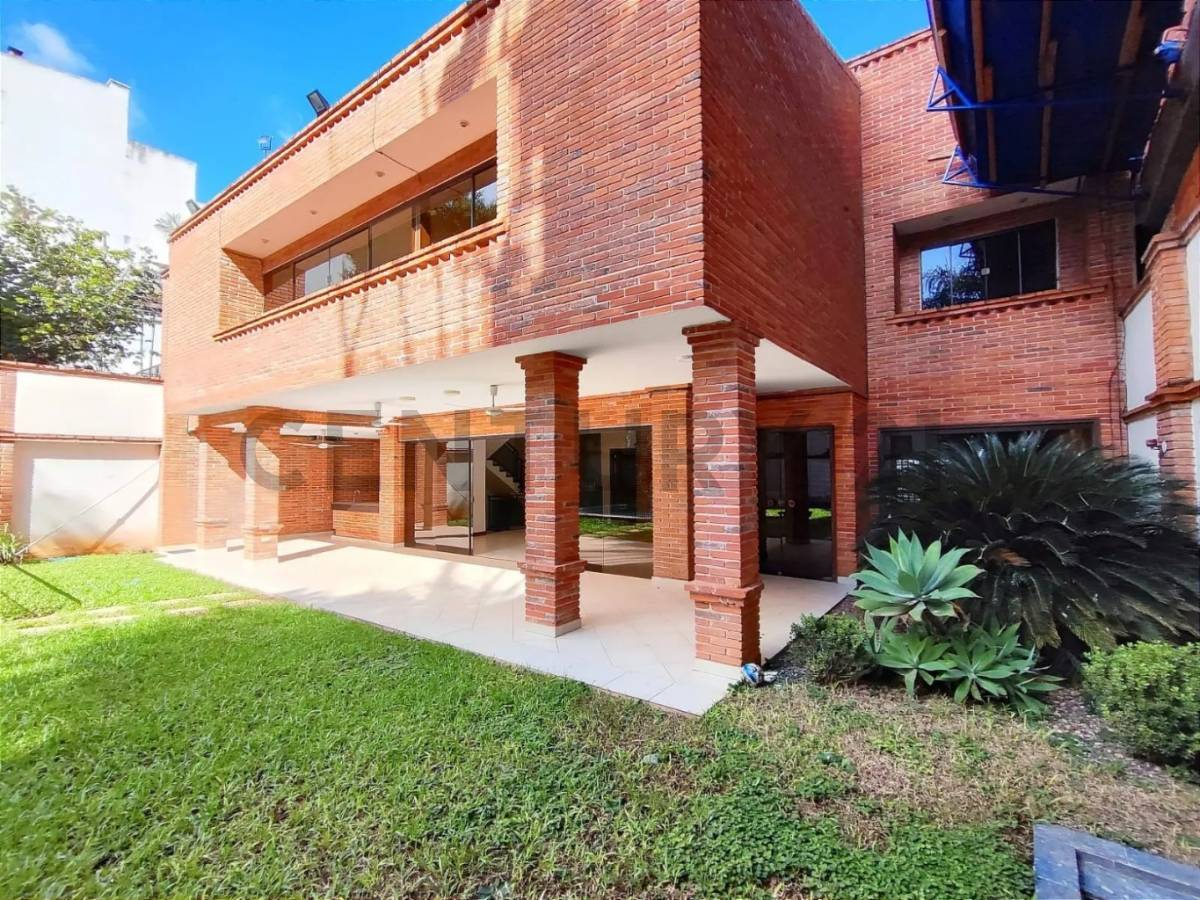 OPORTUNIDAD DE INVERSIÓN PREMIUM - AVDA. MOLAS LÓPEZ RESIDENCIA - 2