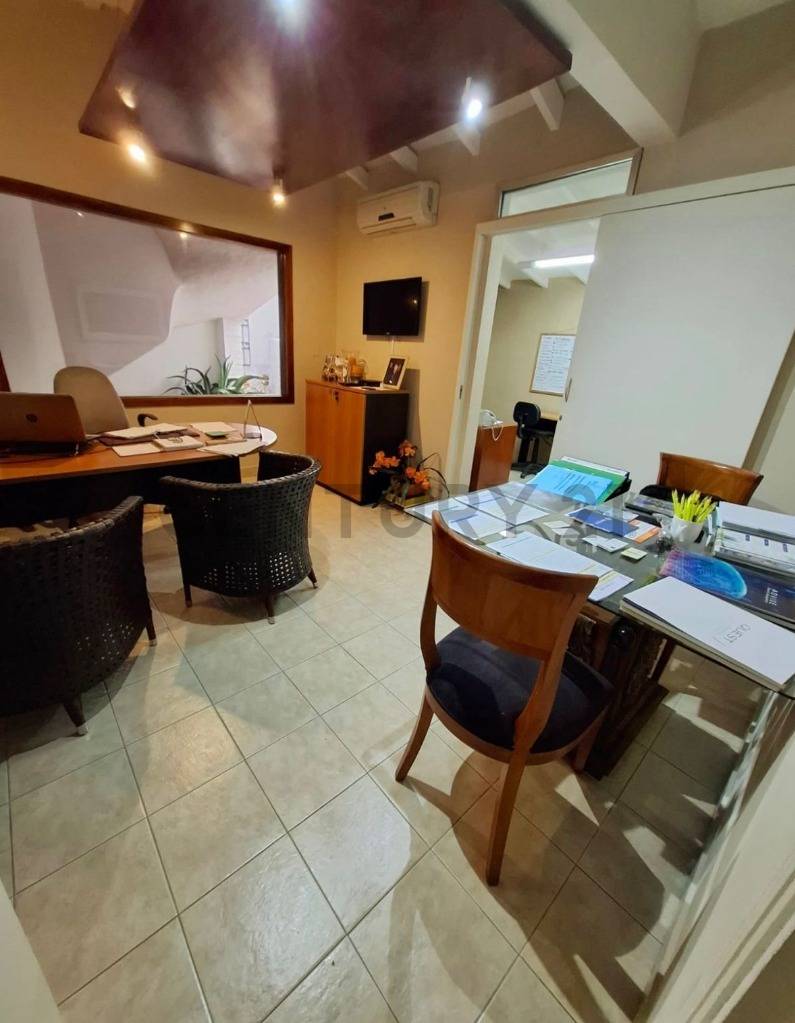 VENTA DE HERMOSA CASA EN EL BARRIO MBURUCUYA - imagen 4