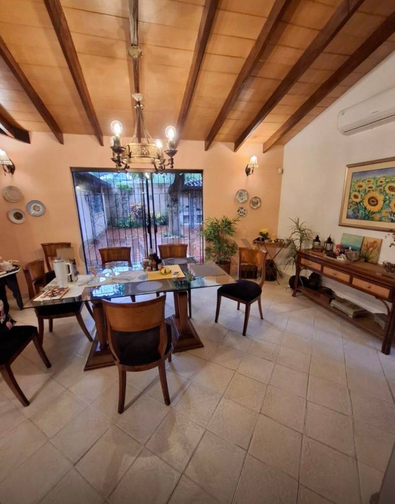 VENTA DE HERMOSA CASA EN EL BARRIO MBURUCUYA - imagen 5