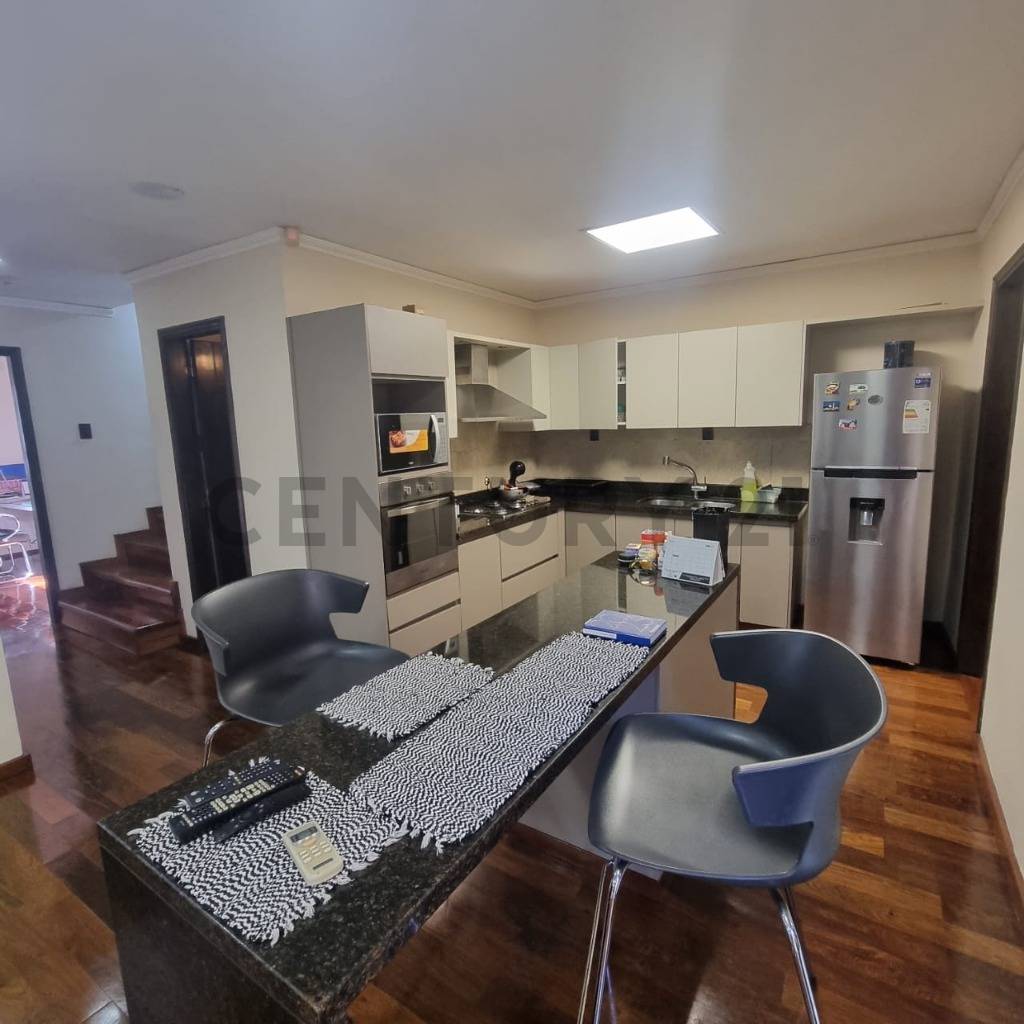 VENDO DUPLEX COMPLETAMENTE DOMOTIZADO - imagen 5