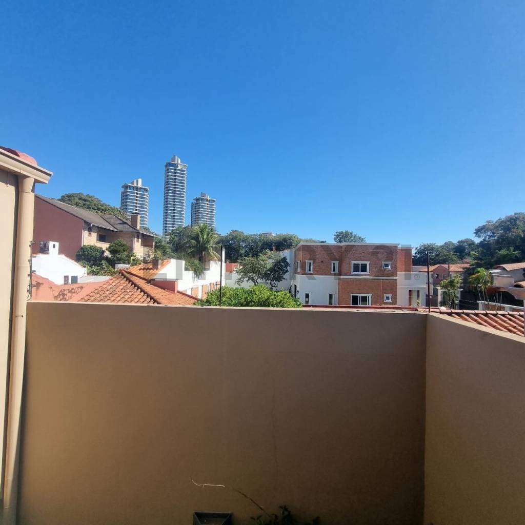 VENDO DUPLEX COMPLETAMENTE DOMOTIZADO - imagen 13