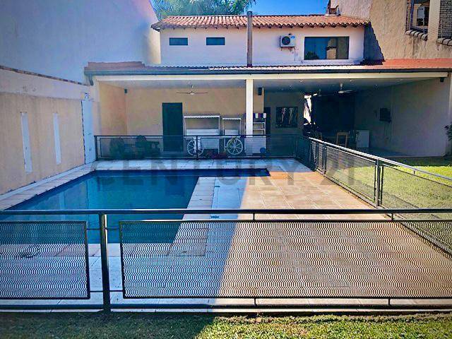 EN VENTA – CASA EN BARRIO MARISCAL ESTIGARRIBIA - 3