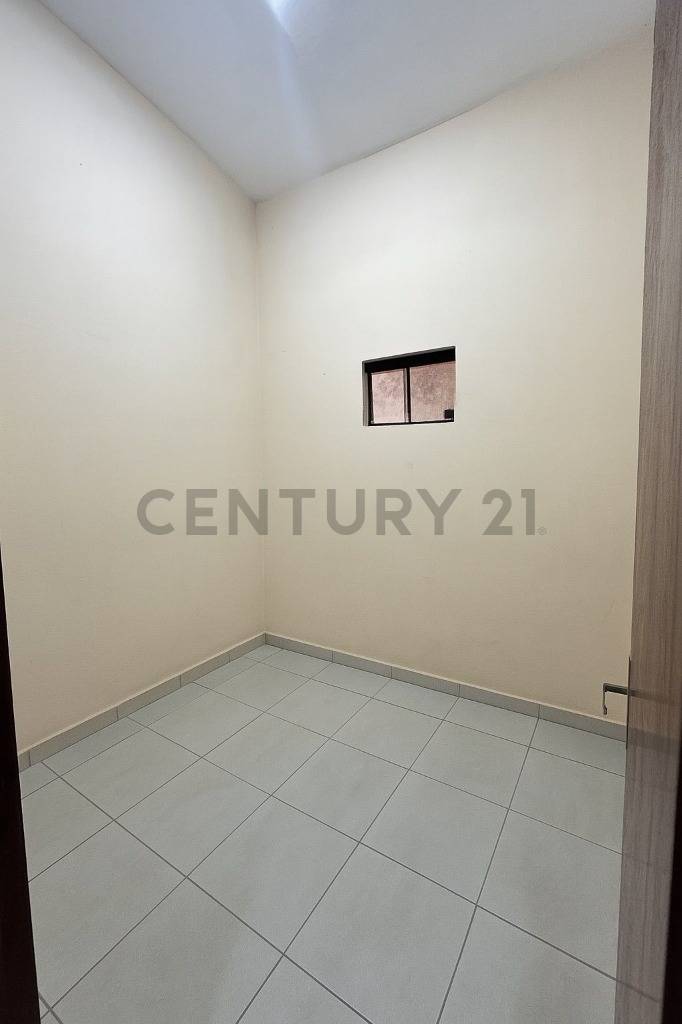 EN VENTA – CASA EN BARRIO MARISCAL ESTIGARRIBIA - 11