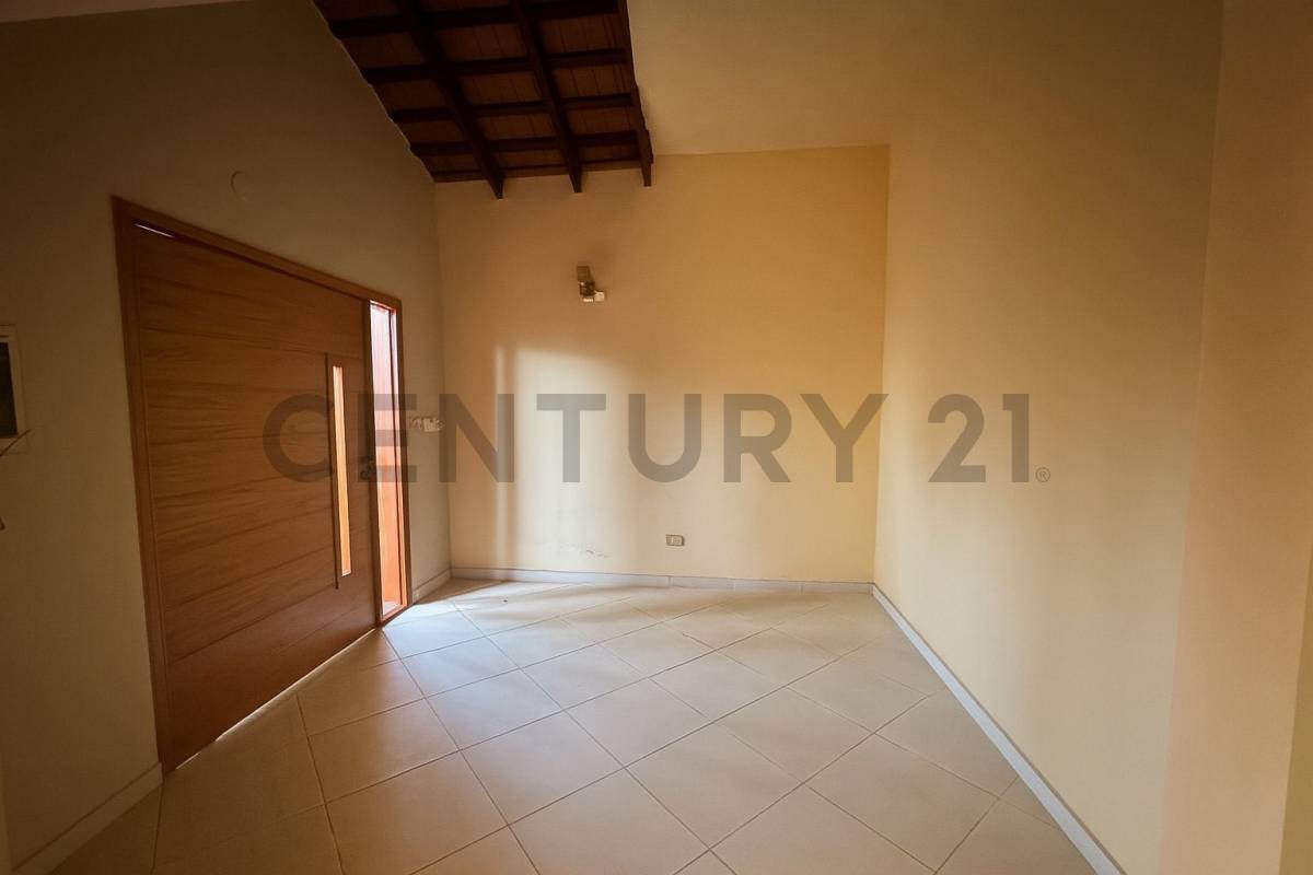 EN VENTA – CASA EN BARRIO MARISCAL ESTIGARRIBIA - 16