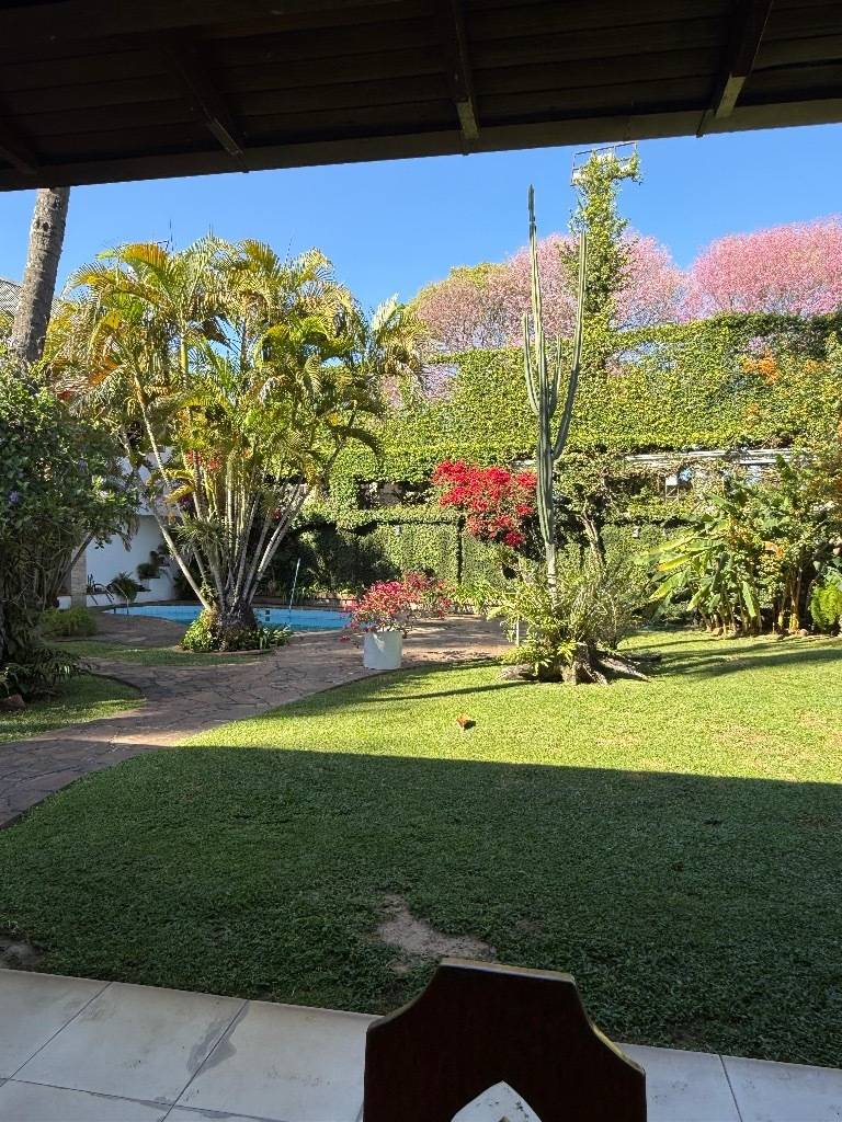Amplia Propiedad en Venta - imagen 4