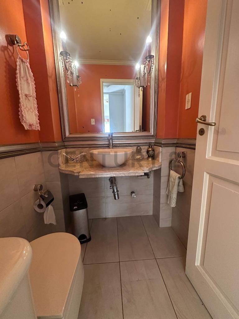 Vendo casa para comercio o vivienda en esquina barrio Mariscal Lopez Asunción - imagen 7