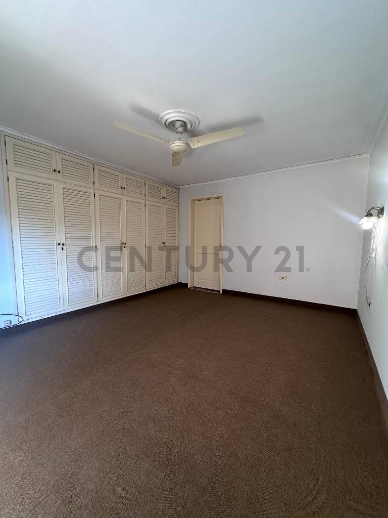 Vendo casa para comercio o vivienda en esquina barrio Mariscal Lopez Asunción - imagen 17