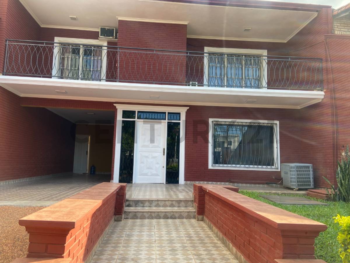VENDO CASA DE 5 DORMITORIOS | BARRIO NAZARET - 3