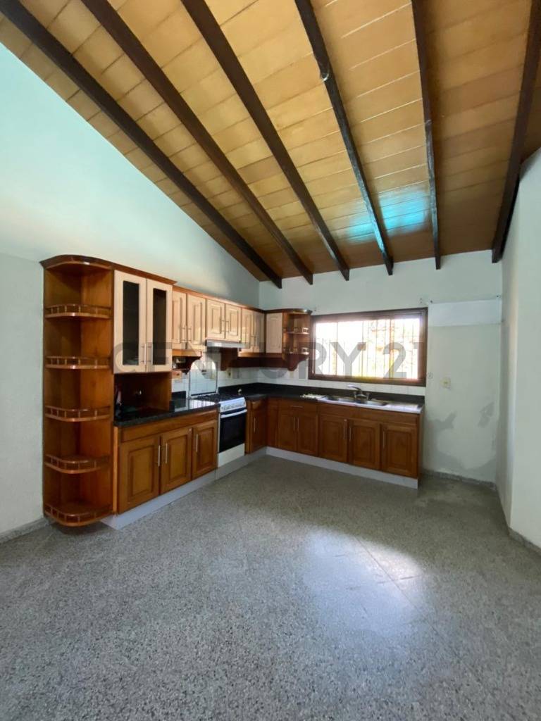 Casa en Venta – Barrio Nazareth, Asunción - 7