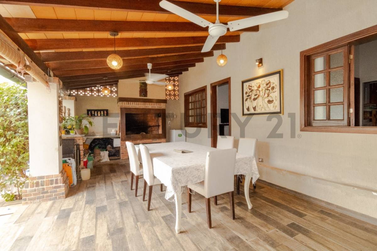 VENDO CASA EN ASUNCION BARRIO PETTIROSI - imagen 4