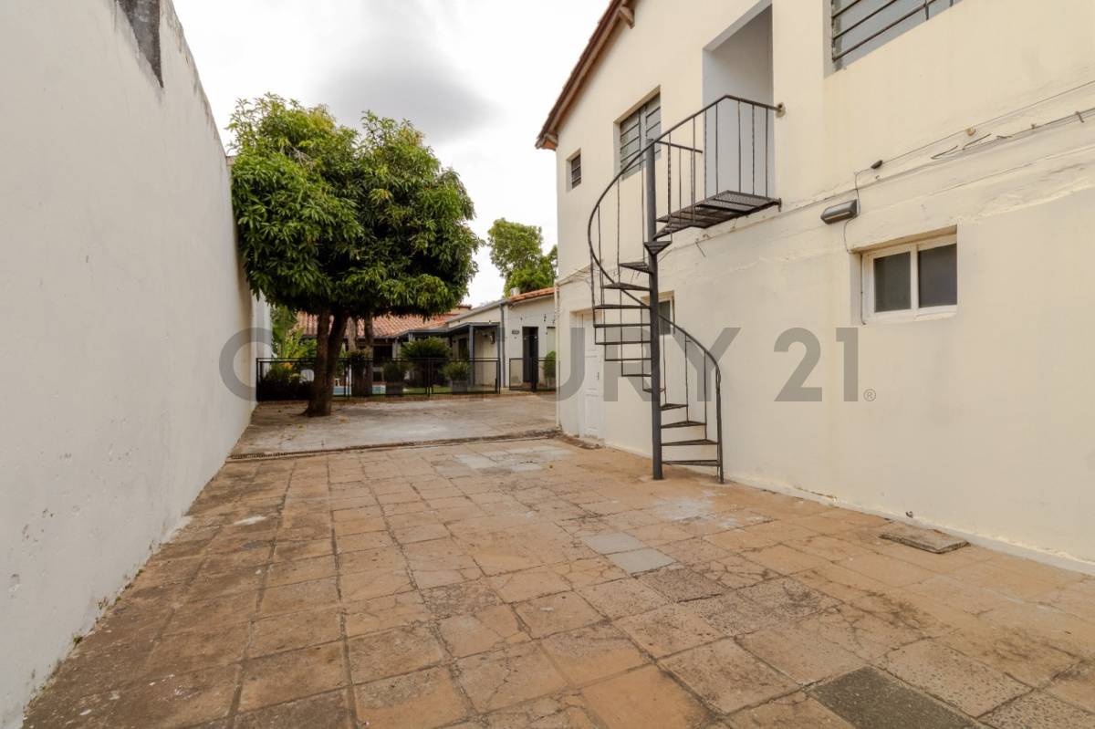 VENDO CASA EN ASUNCION BARRIO PETTIROSI - imagen 7