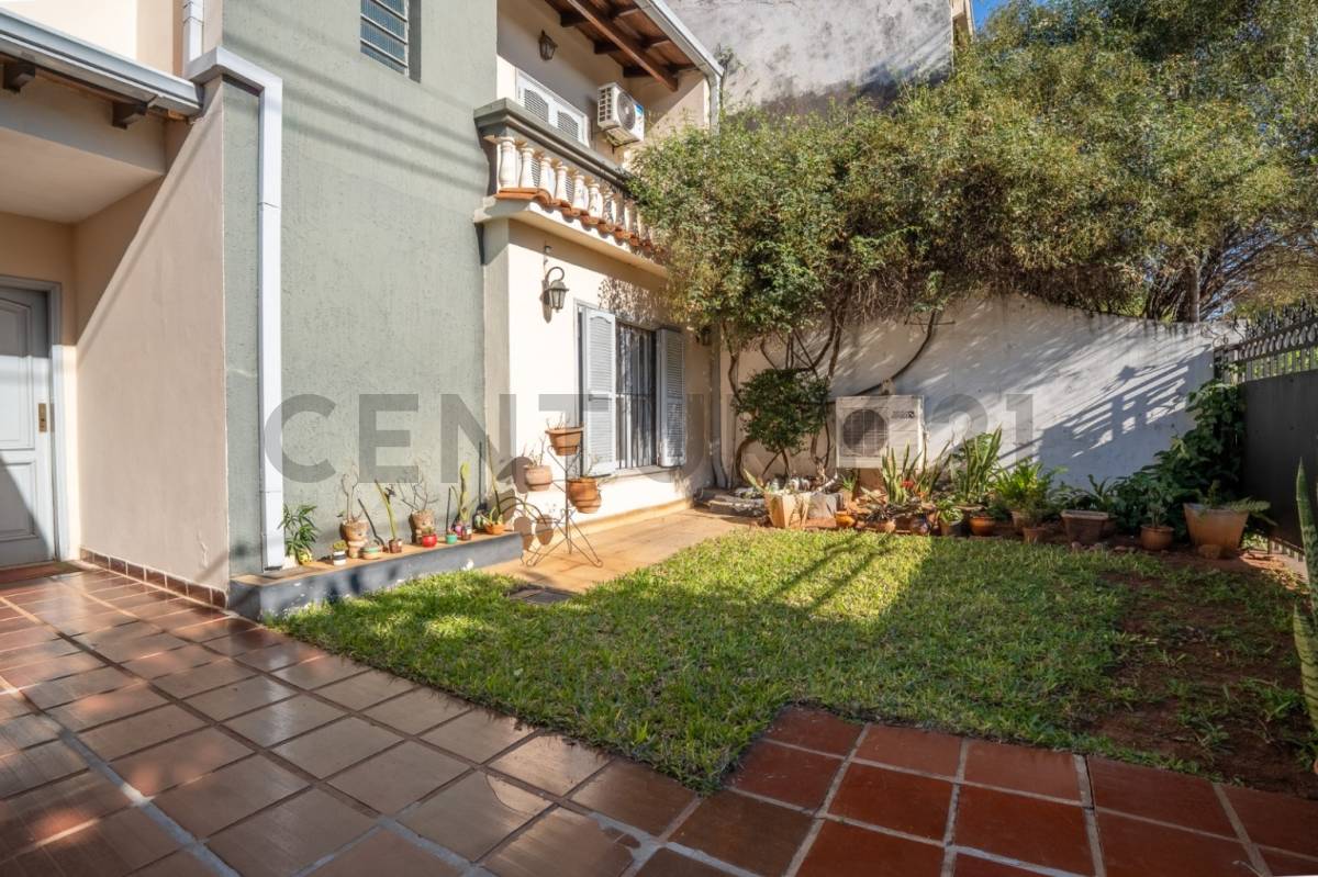 VENDO CASA EN ESQUINA EN BARRIO NAZARET - 3