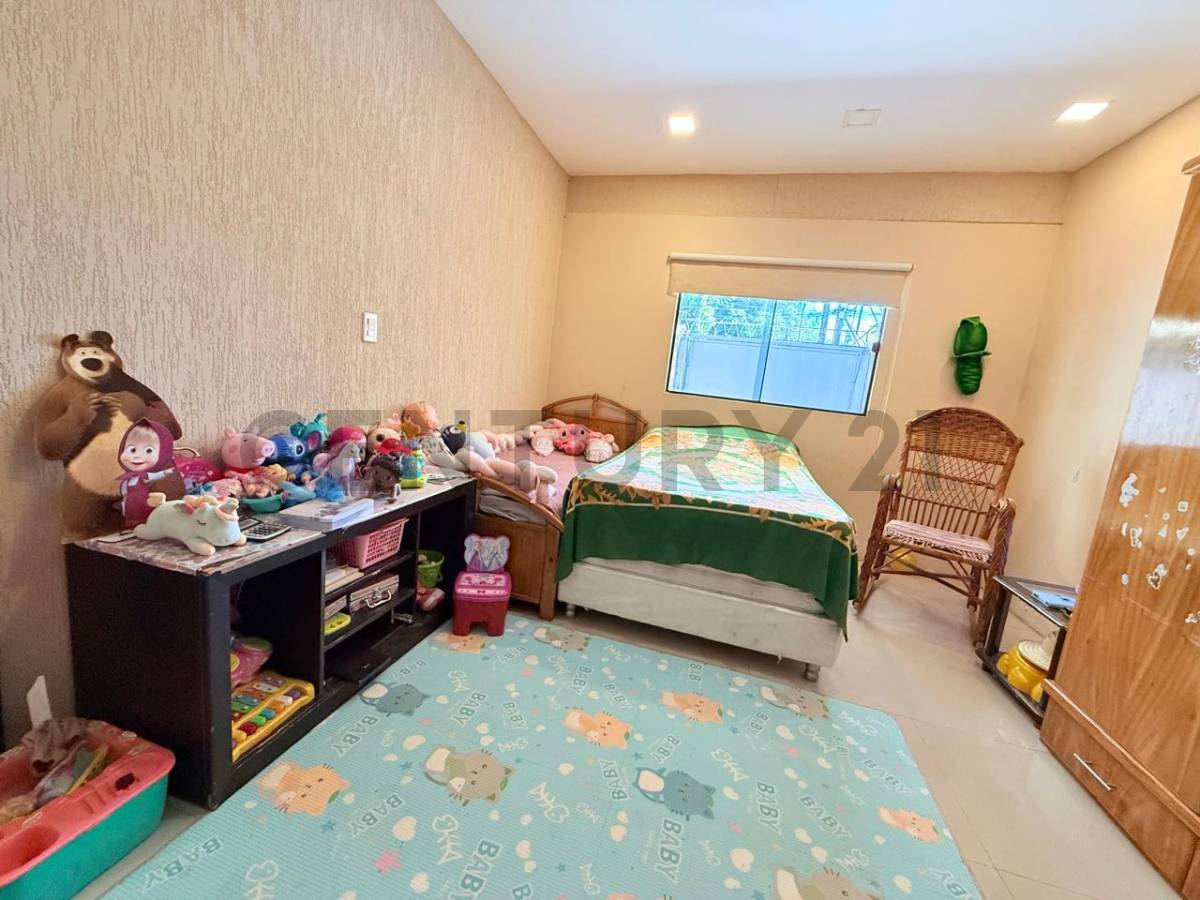 En venta residencia de 4 habitaciones en Bº Recoleta - 10