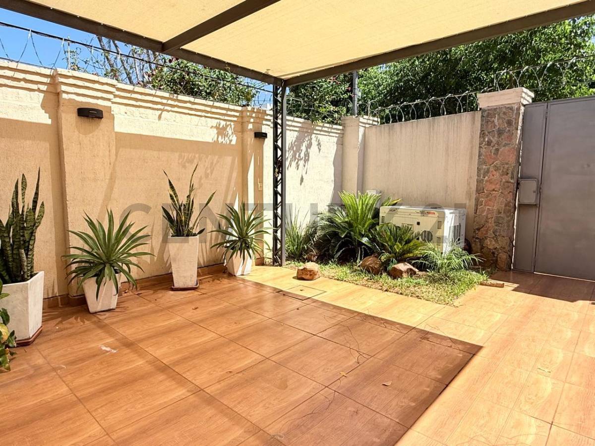 En venta residencia de 4 habitaciones en Bº Recoleta - 22