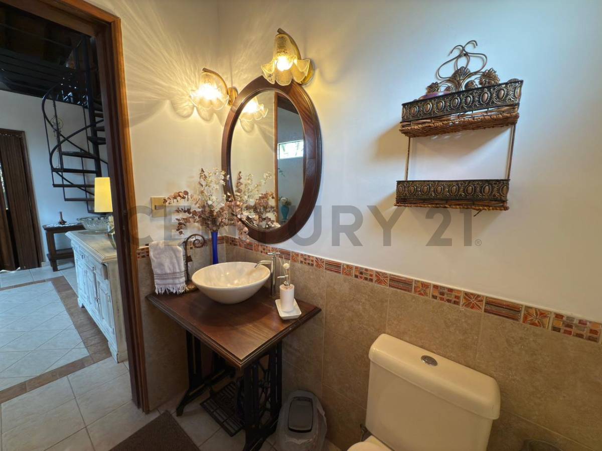 VENDO CASA EN ZONA RECOLETA - imagen 4