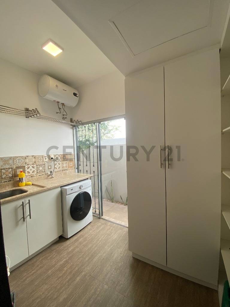EXCLUSIVA CASA AMOBLADA ESTILO BALI - 14