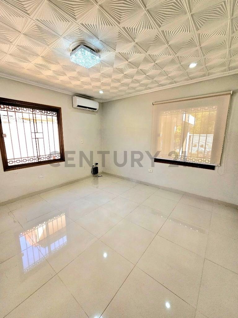 EN VENTA CASA DE 3 HABITACIONES EN EL BARRIO YCUA SATI - imagen 6