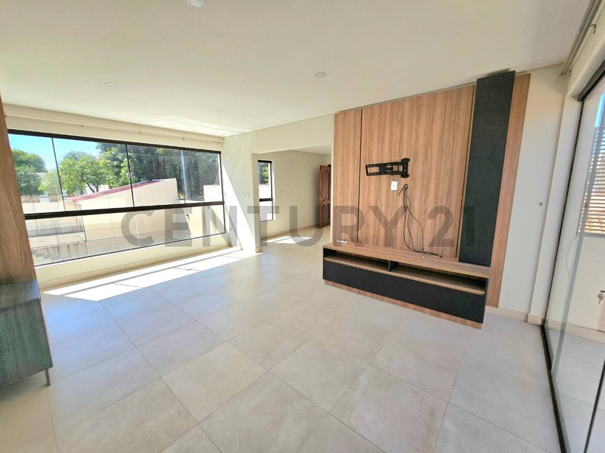 EN VENTA CASA DE 3 HABITACIONES EN EL BARRIO YCUA SATI - imagen 13