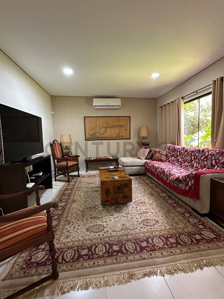Vendo amplia propiedad con casa para refaccionar o demoler. Dos terrenos juntos. - 3