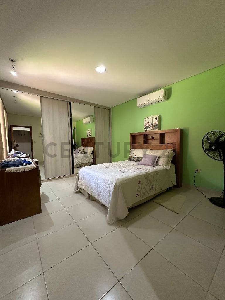 Vendo amplia propiedad con casa para refaccionar o demoler. Dos terrenos juntos. - 8