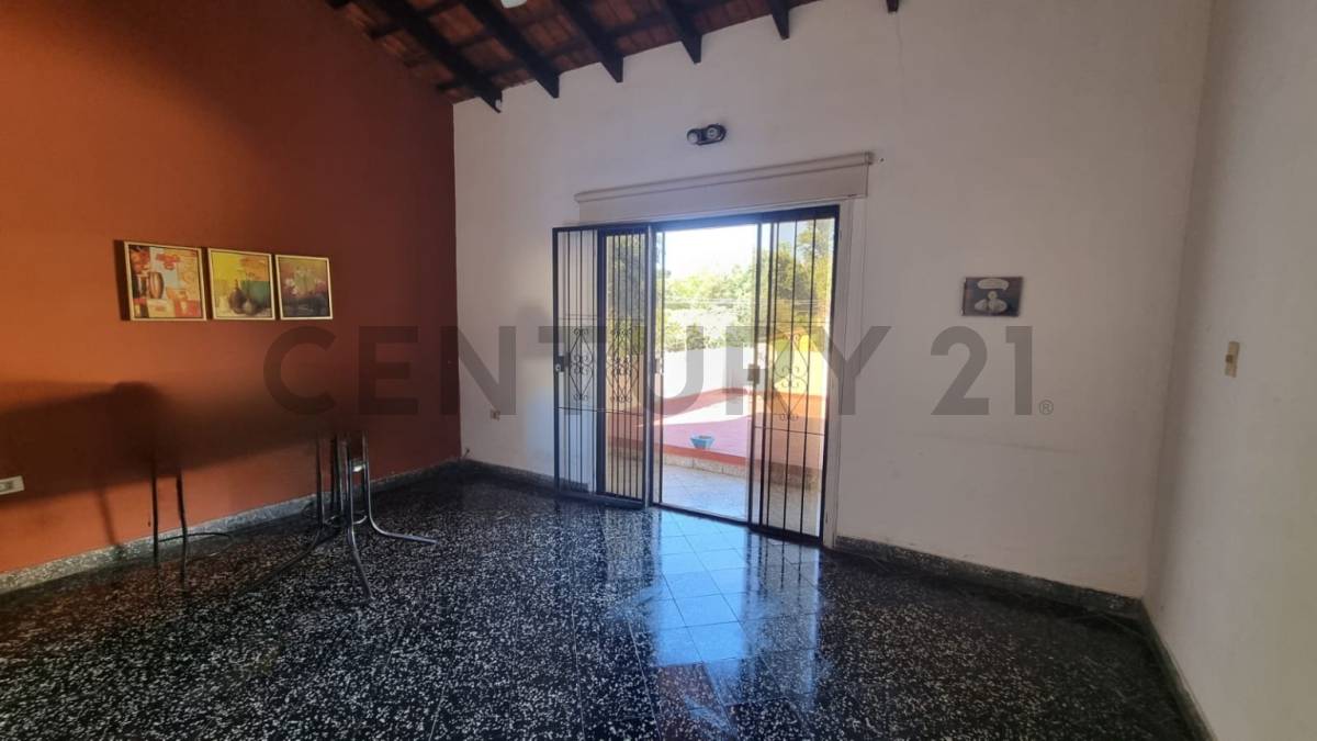 AMPLIA CASA EN EL BARRIO REPUBLICANO - imagen 9