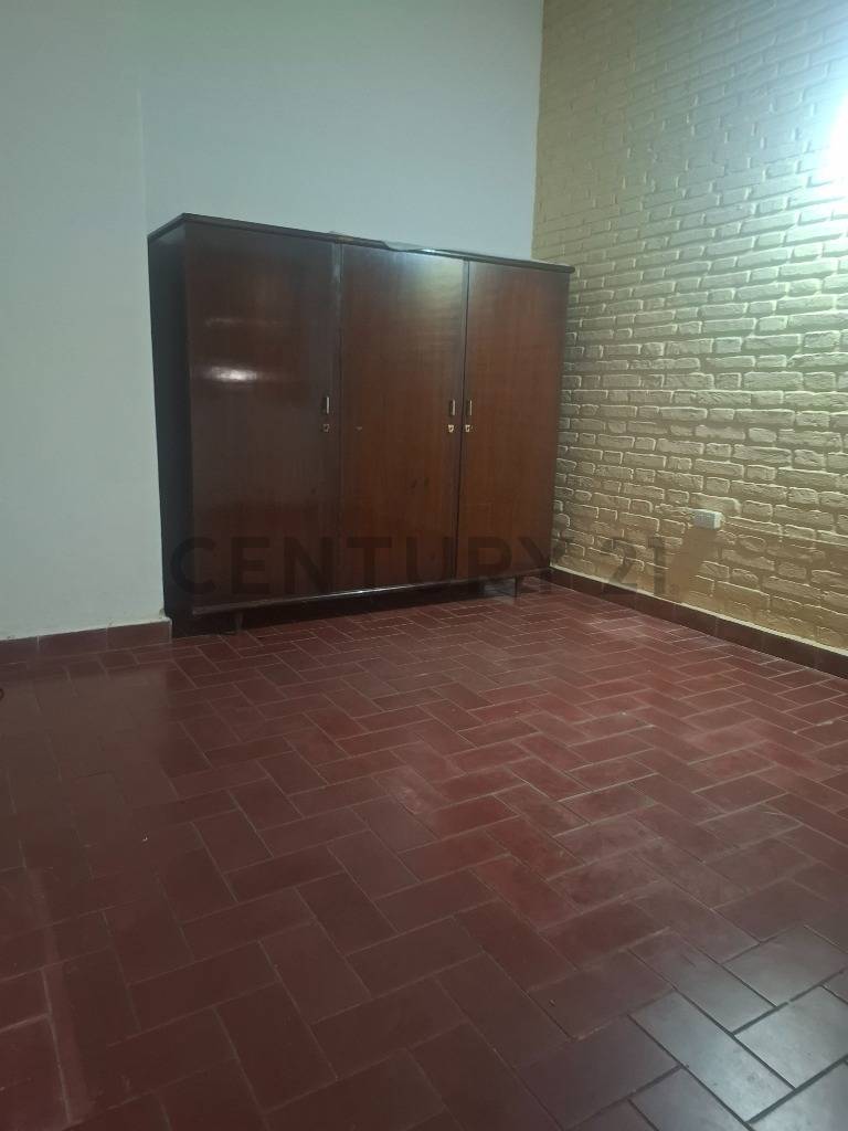 VENDO CASA COLONIAL EN SAJONIA - imagen 5