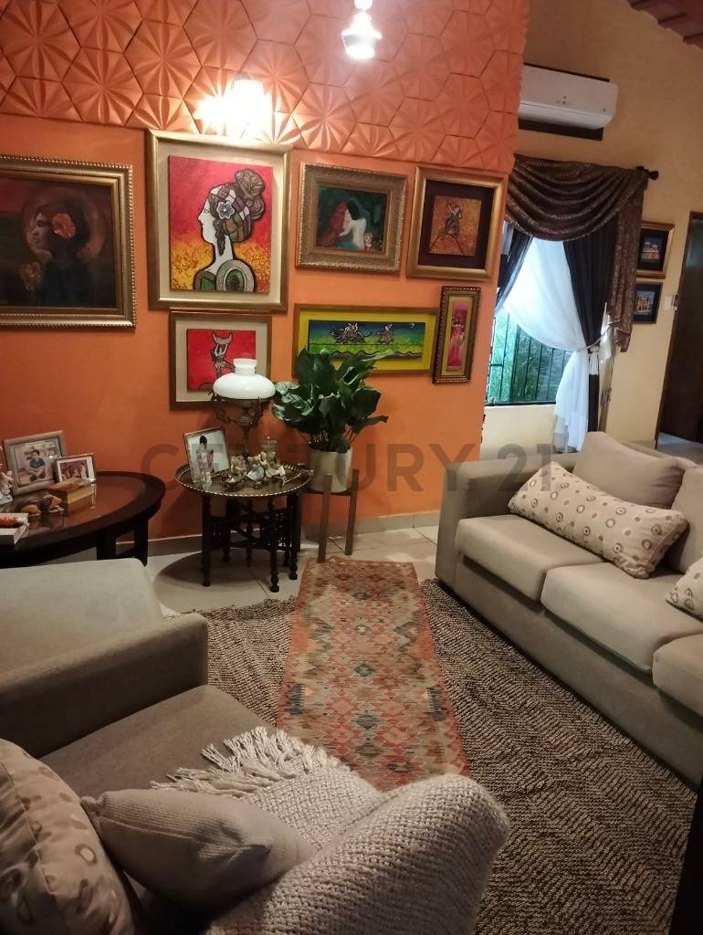 A la Venta Casa en Sajonia, Zona Comisaria 2da - imagen 9