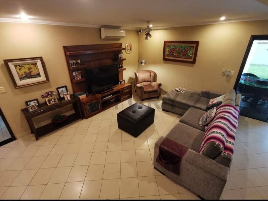 Vendo Residencia en Barrio San Pablo, Asunción - 4