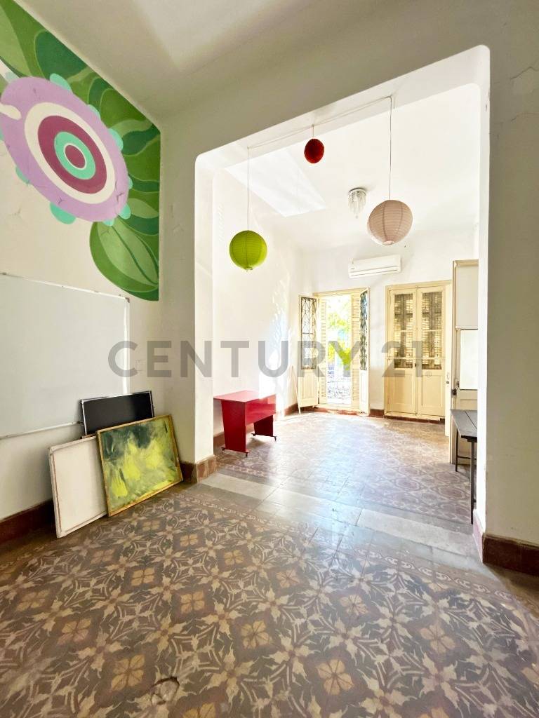 VENDO CASA ANTIGUA EN EL CASCO HISTÓRICO DE ASUNCIÓN - imagen 3
