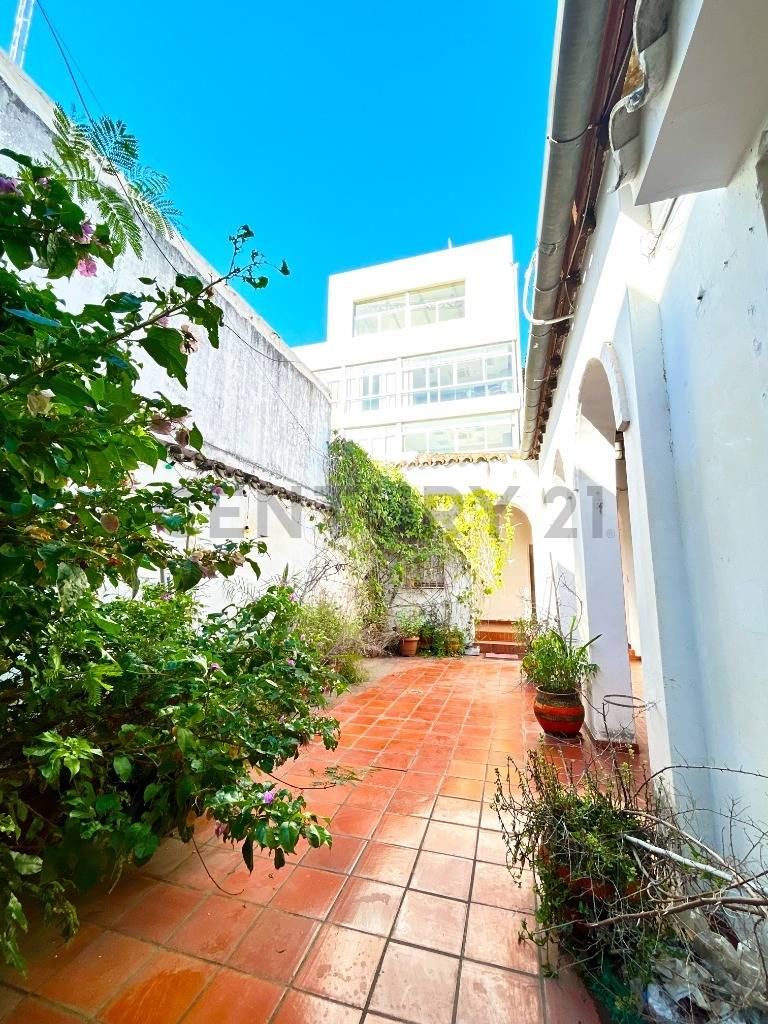 VENDO CASA ANTIGUA EN EL CASCO HISTÓRICO DE ASUNCIÓN - imagen 6