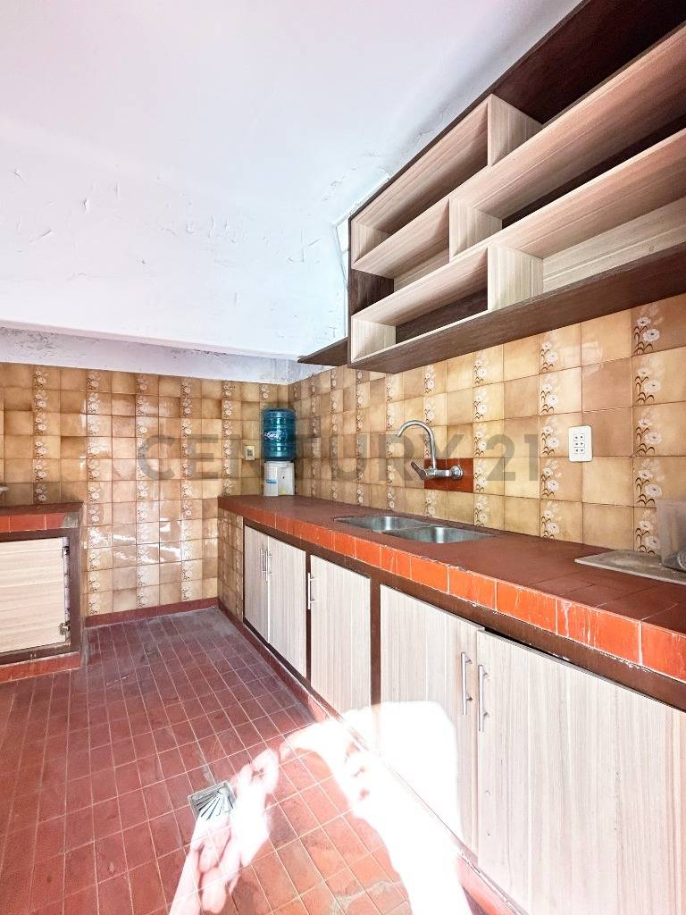VENDO CASA ANTIGUA EN EL CASCO HISTÓRICO DE ASUNCIÓN - imagen 14