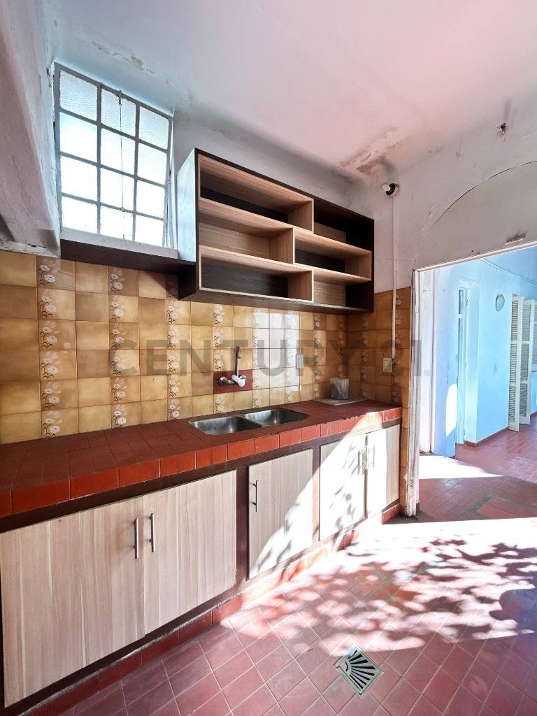 VENDO CASA ANTIGUA EN EL CASCO HISTÓRICO DE ASUNCIÓN - imagen 16